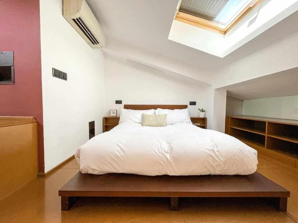 Loft Cort Reial Atico In The Heart Of The Old Town Girona Exterior foto