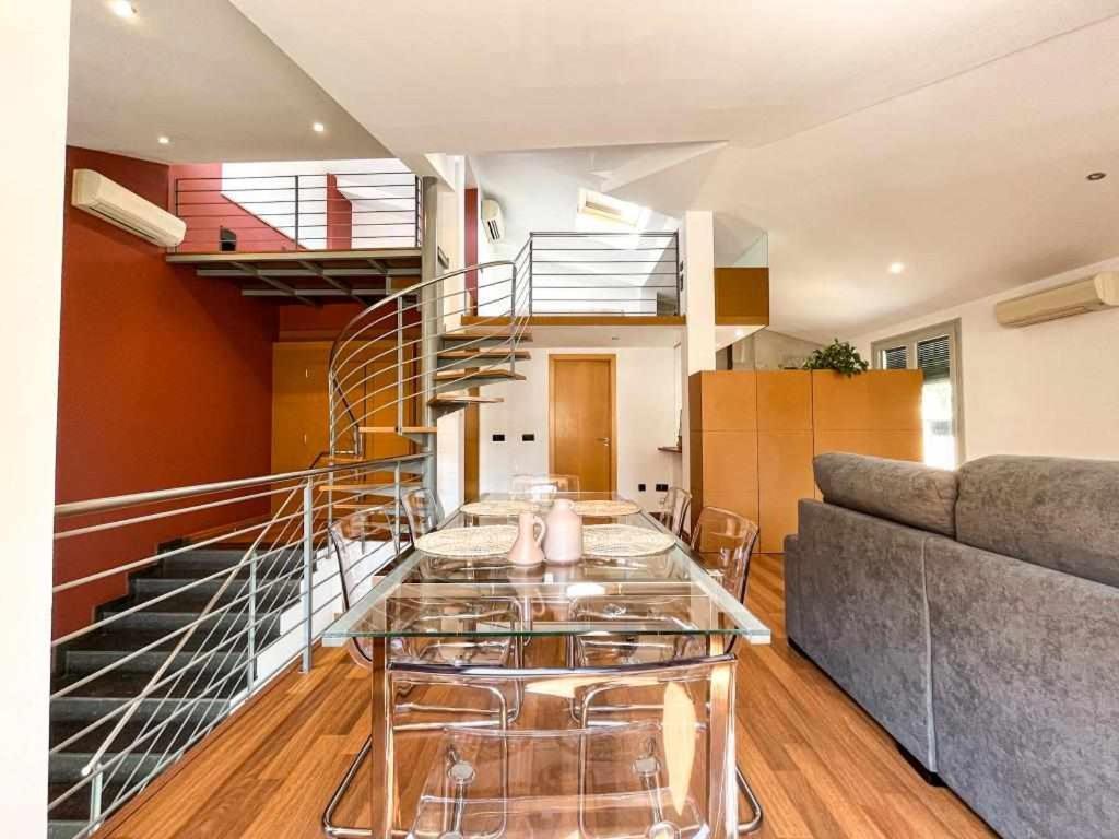 Loft Cort Reial Atico In The Heart Of The Old Town Girona Exterior foto