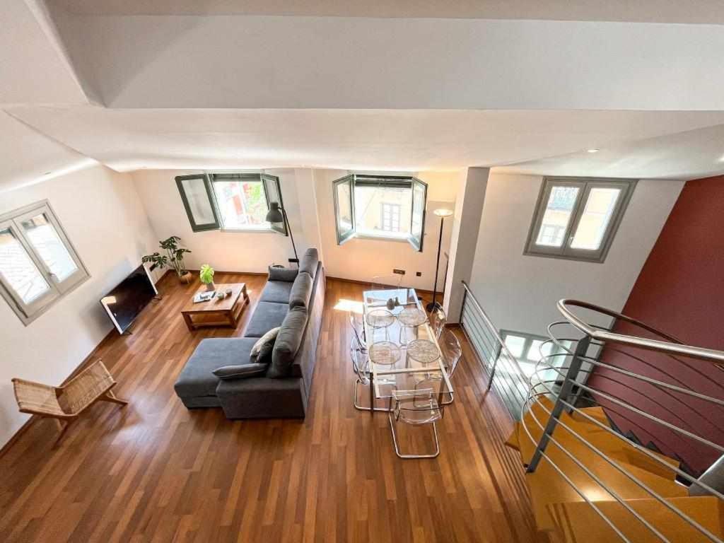 Loft Cort Reial Atico In The Heart Of The Old Town Girona Exterior foto